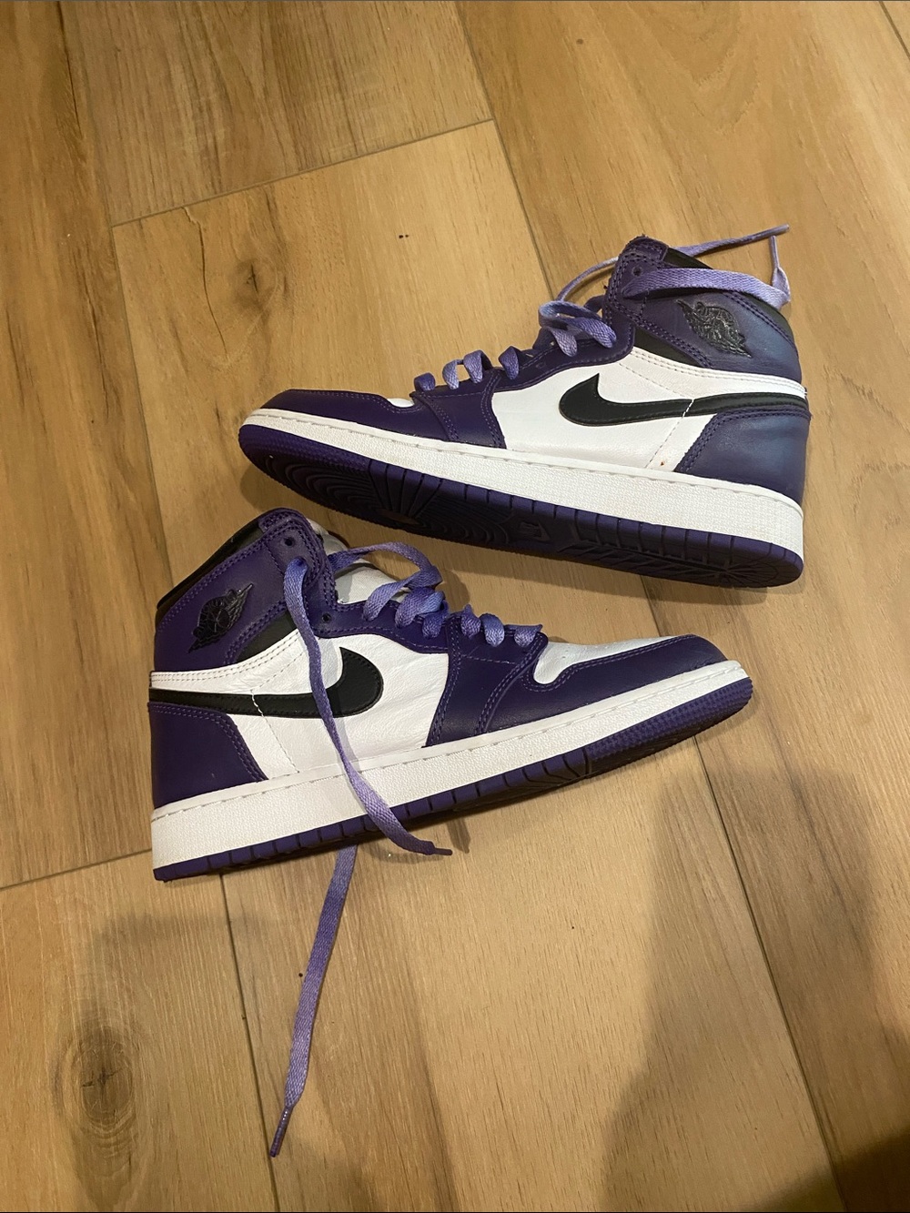 Nike Air Jordan 1 Mid - Purple, White & Black